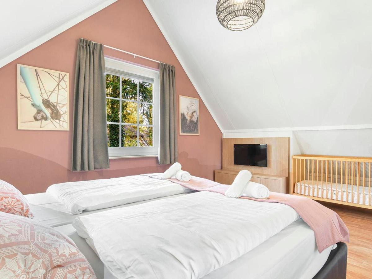 Landal Het Land Van Bartje Hotel Ees Ngoại thất bức ảnh